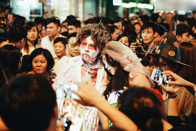 Giới trẻ Sài Gòn hưởng ứng Halloween: Phố đi bộ Bùi Viện là sàn hóa thân đặc sắc nhất năm nay! Giới trẻ Sài Gòn hưởng ứng Halloween: Phố đi bộ Bùi Viện là sàn hóa thân đặc sắc nhất năm nay!